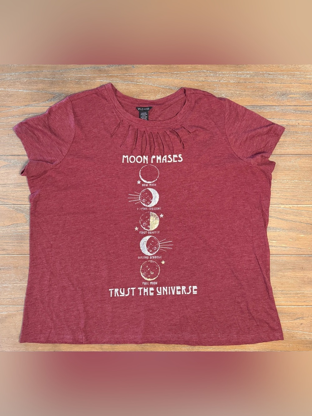 Women's Moon Phases Short Sleeve Tee - Red